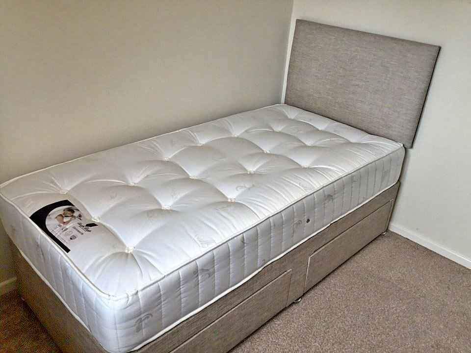 Modern Single Divan Set